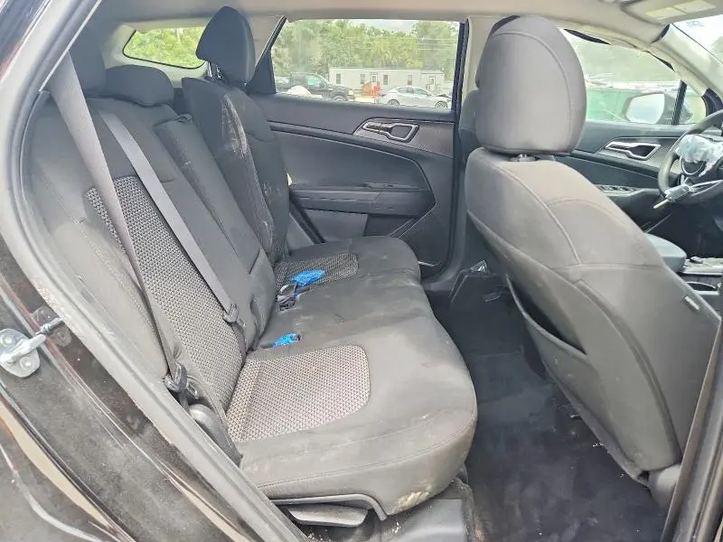 2025 KIA SPORTAGE LX  