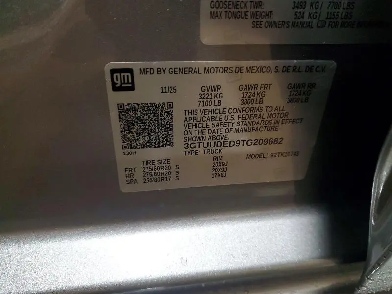 2026 GMC SIERRA K1500 SLT  