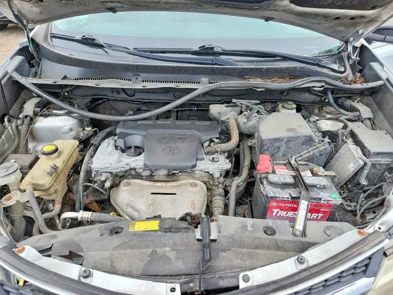 2014 TOYOTA RAV4 LE  