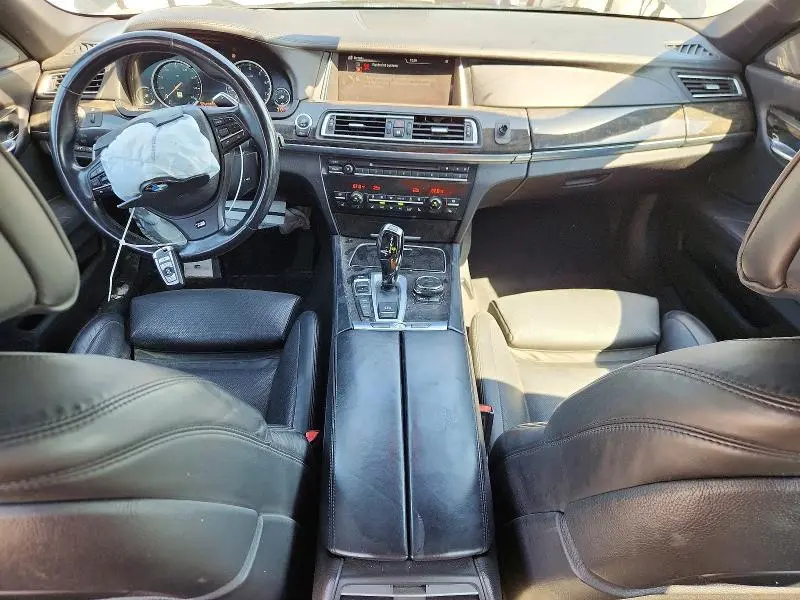 2015 BMW 750 LXI  