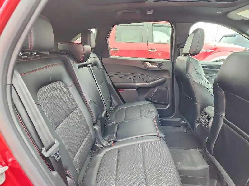 2024 FORD ESCAPE ST LINE  