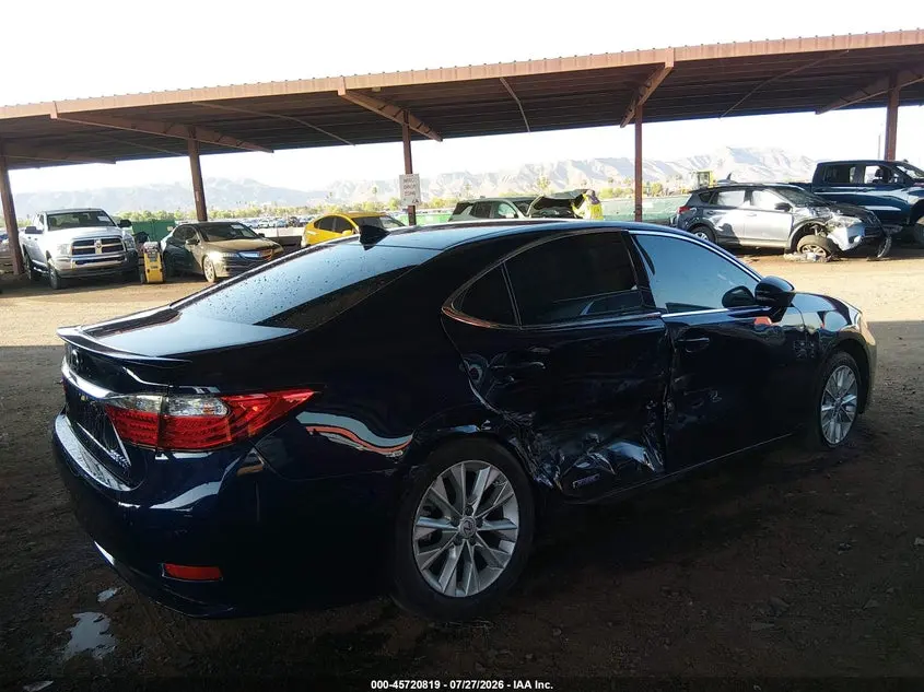 2015 LEXUS ES 300H  