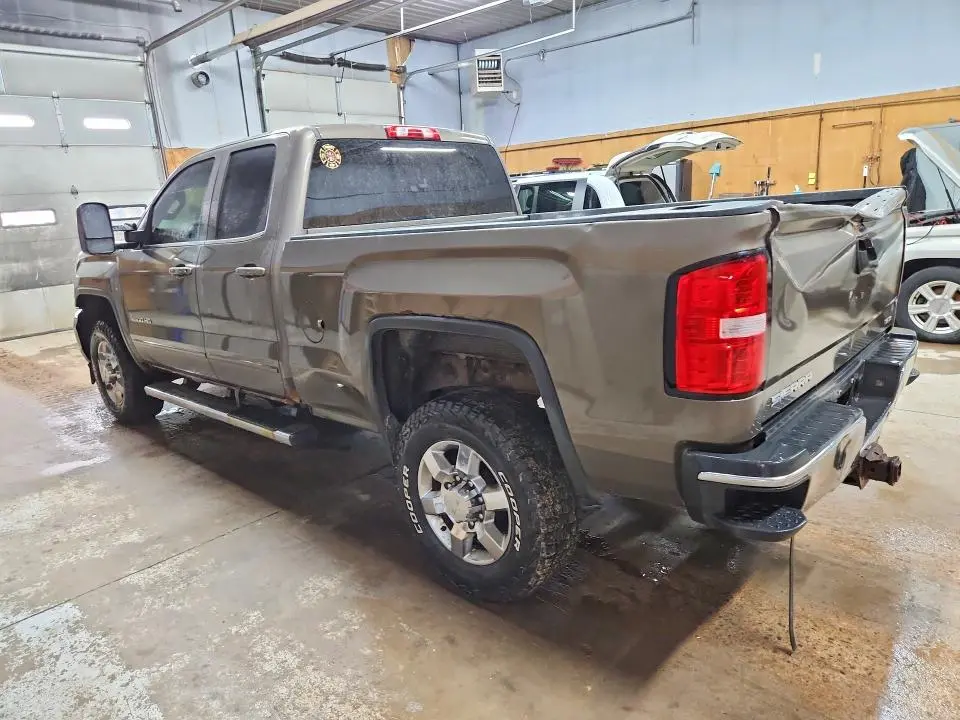 2015 GMC SIERRA K2500 SLE  