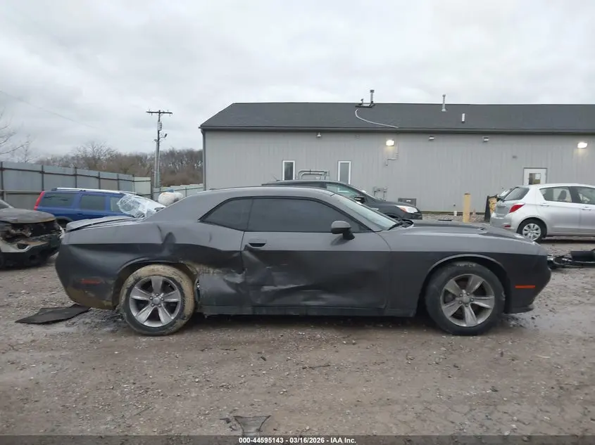 2018 DODGE CHALLENGER SXT