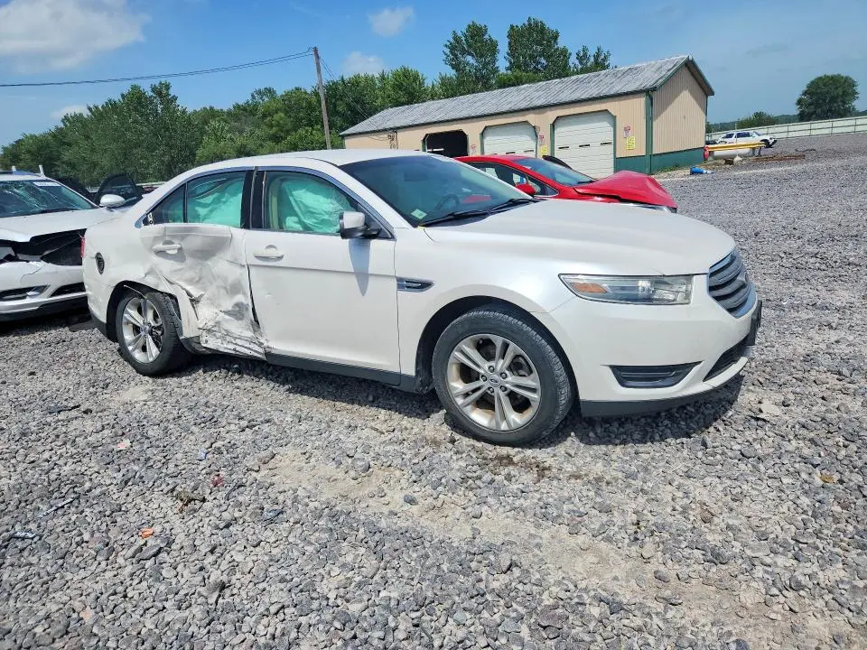 2013 FORD TAURUS SEL  