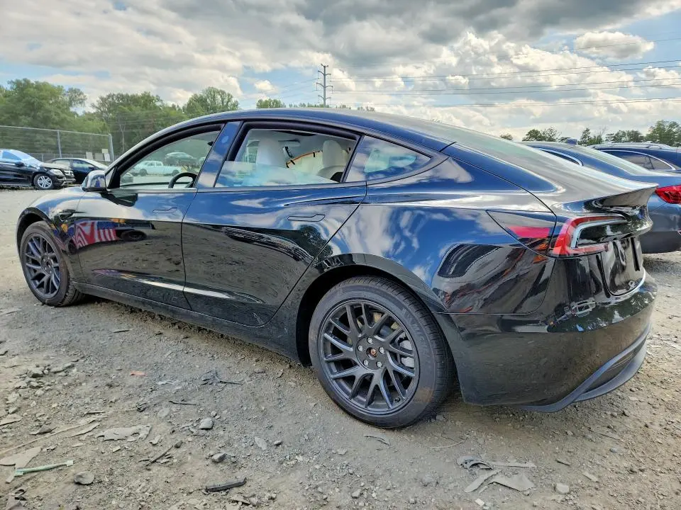 2026 TESLA MODEL 3   
