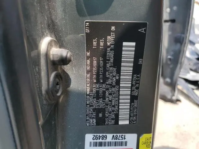 2014 TOYOTA SIENNA LE  