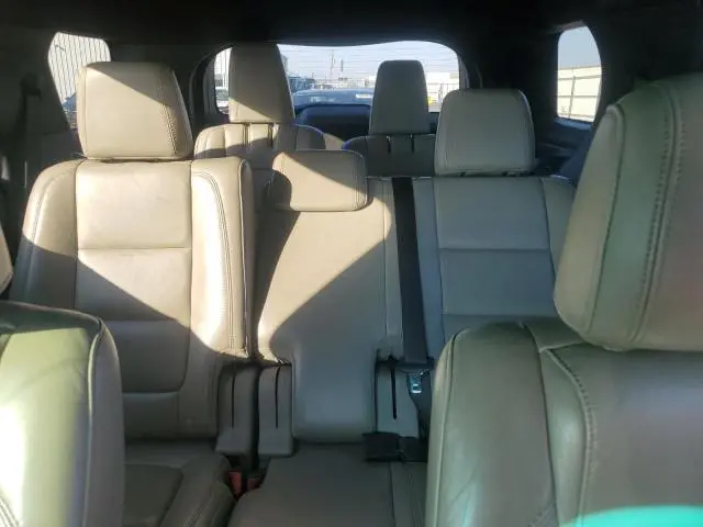 2011 FORD EXPLORER XLT  