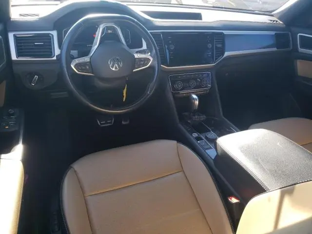 2022 VOLKSWAGEN ATLAS CROSS SPORT SEL R-LINE  