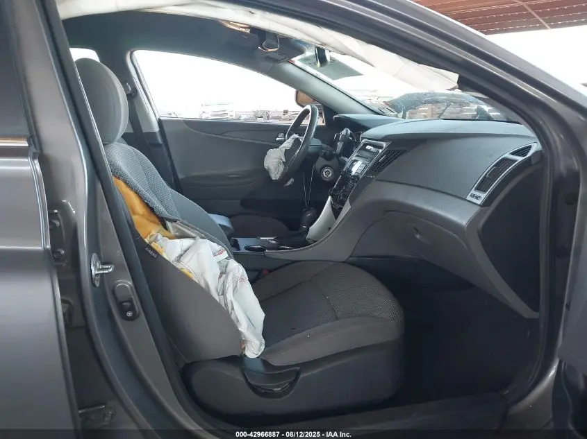 2011 HYUNDAI SONATA GLS