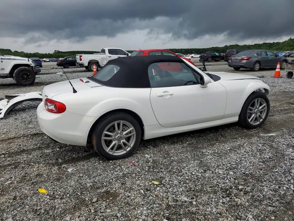 2015 MAZDA MX-5 MIATA SPORT  