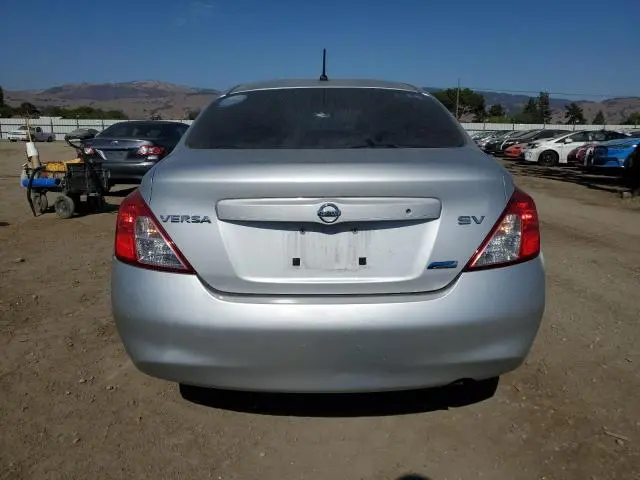 2012 NISSAN VERSA S  