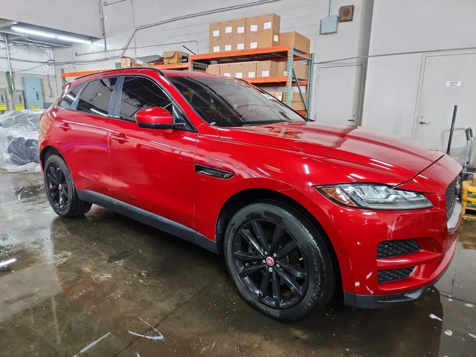 2017 JAGUAR F-PACE PRESTIGE  