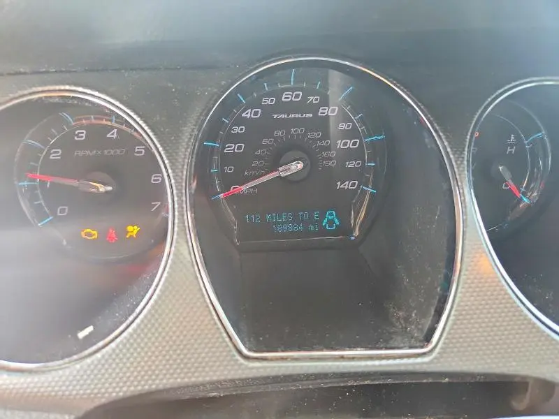 2011 FORD TAURUS SEL  