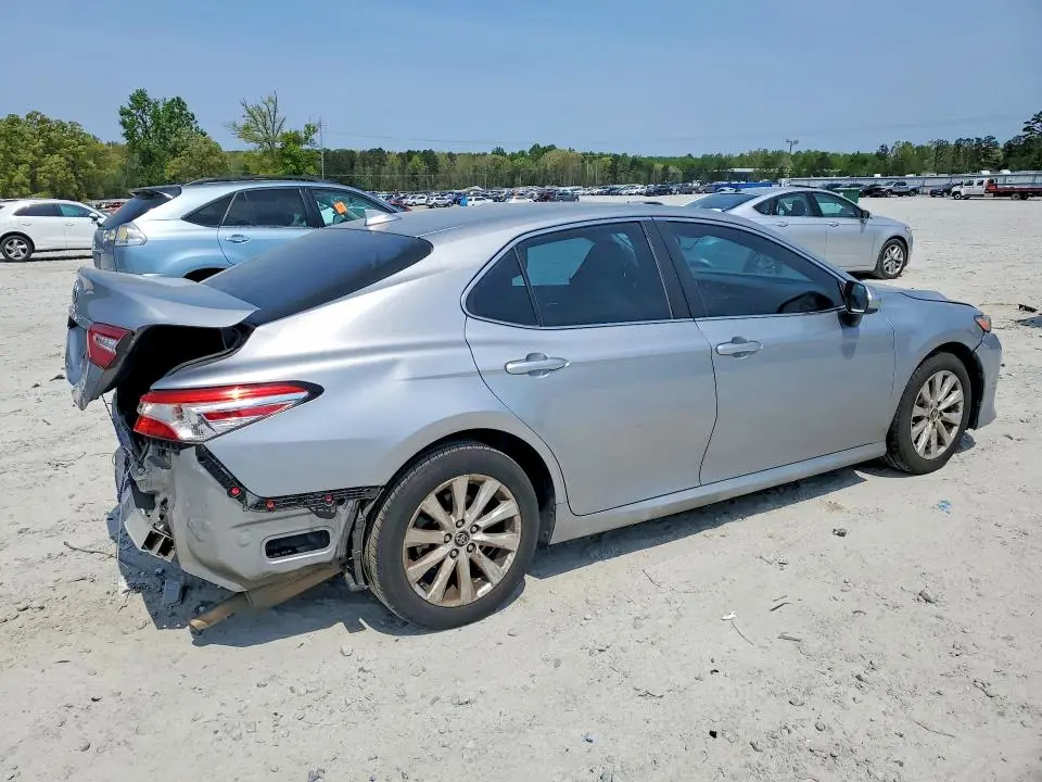 2019 TOYOTA CAMRY LE  