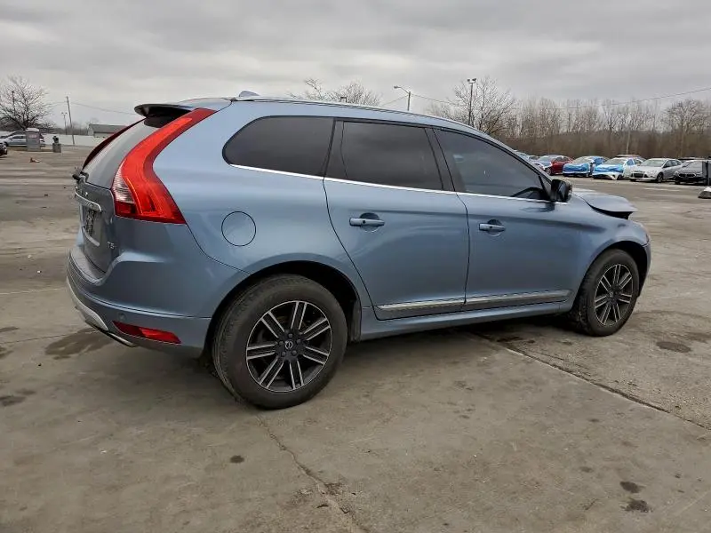 2017 VOLVO XC60 T5 DYNAMIC  