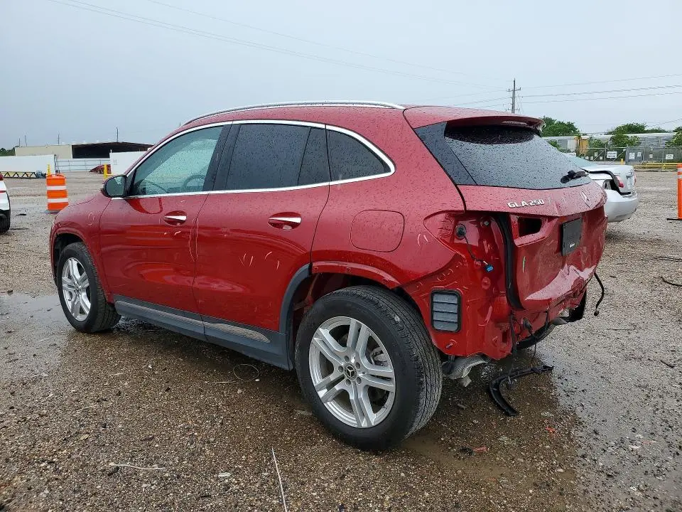 2021 MERCEDES-BENZ GLA 250  