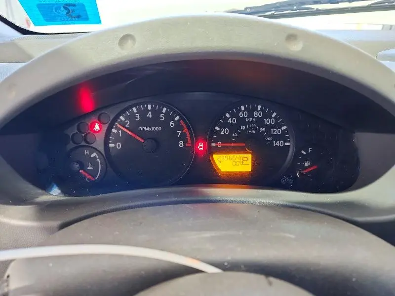 2013 NISSAN FRONTIER S  