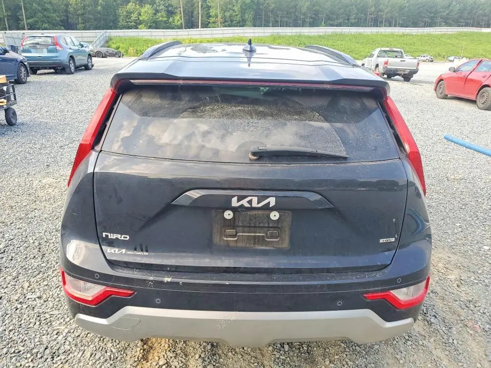 2024 KIA NIRO EX  