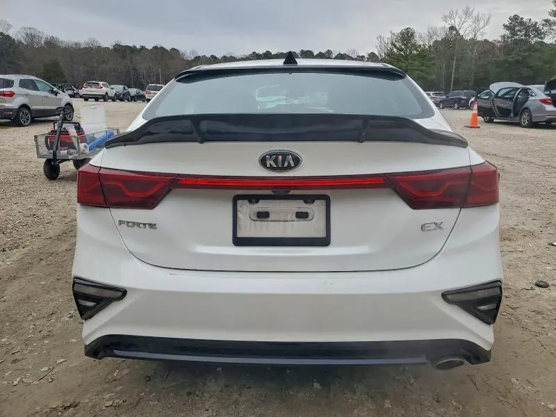 2021 KIA FORTE EX  
