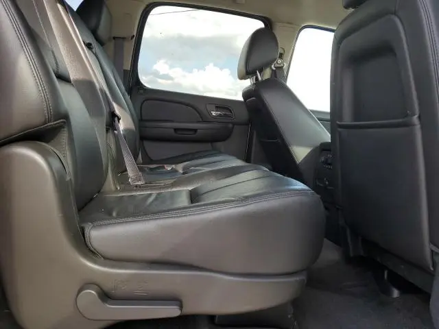 2013 GMC YUKON XL C1500 SLT  