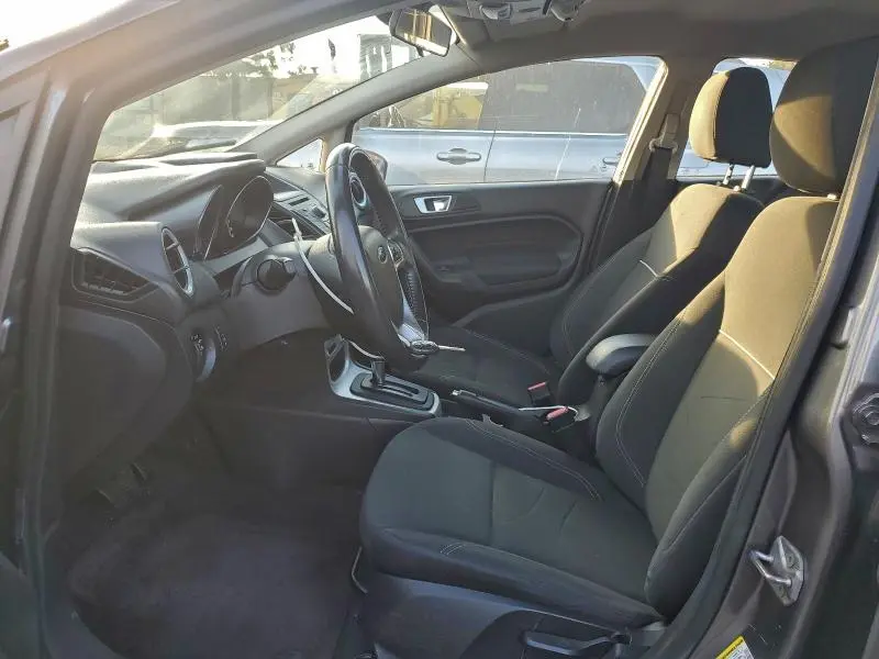 2014 FORD FIESTA SE  