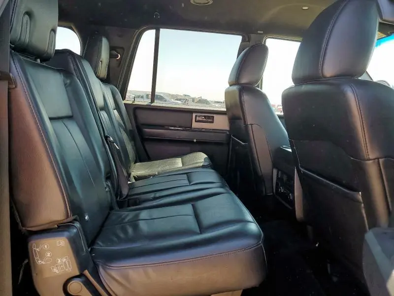 2016 FORD EXPEDITION EL XLT  