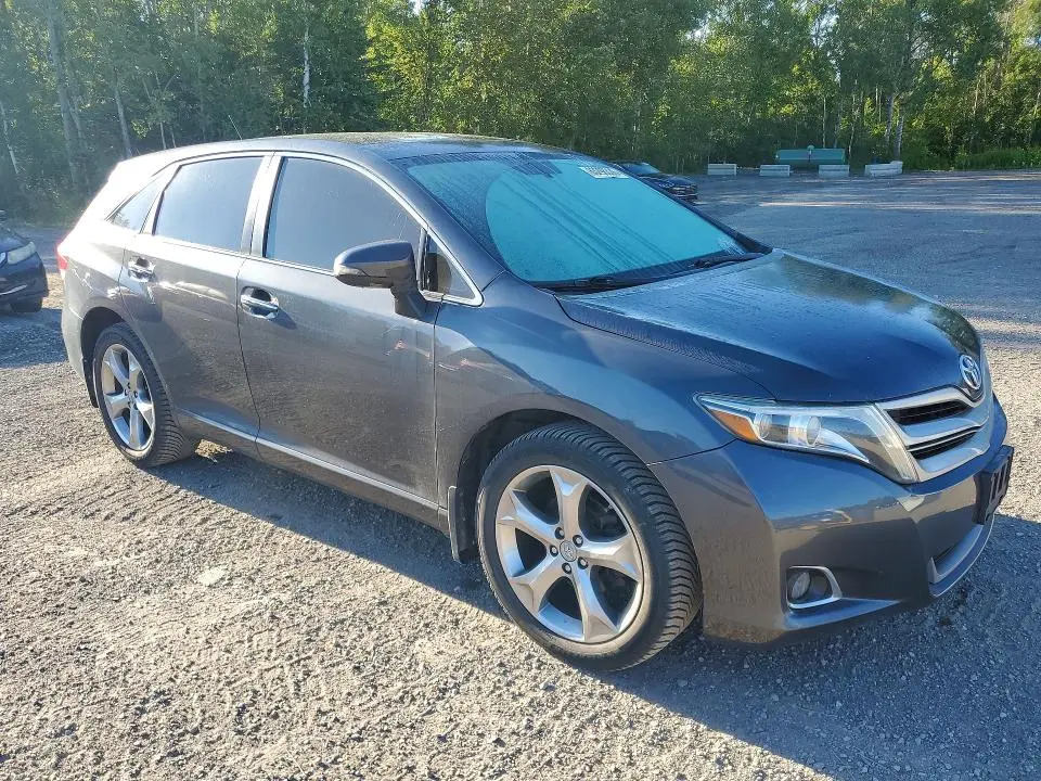 2013 TOYOTA VENZA LE  