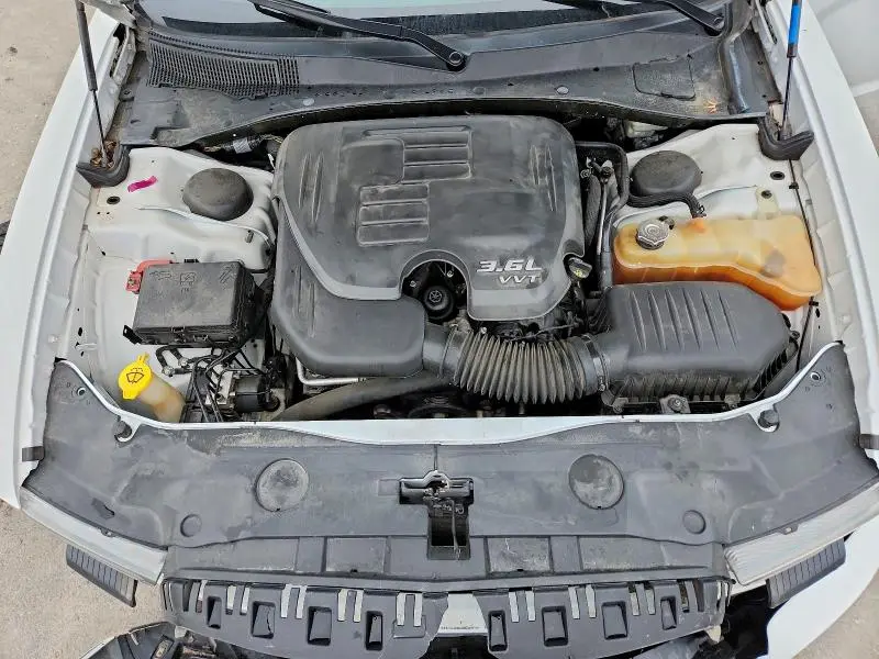 2014 DODGE CHARGER SE  