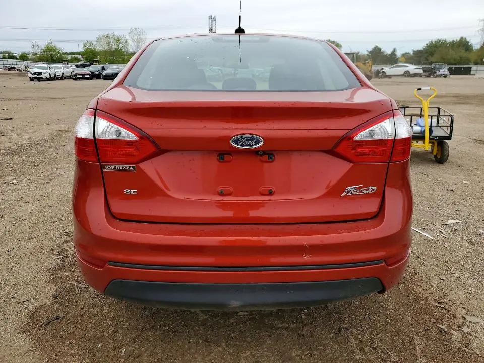 2018 FORD FIESTA SE  