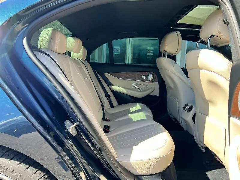 2017 MERCEDES-BENZ E 300  