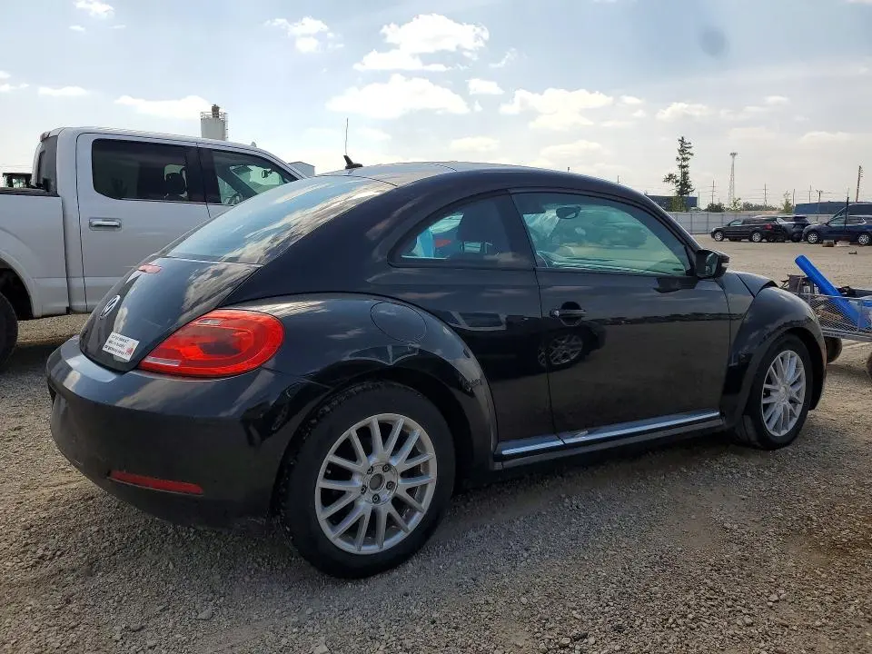 2012 VOLKSWAGEN BEETLE   
