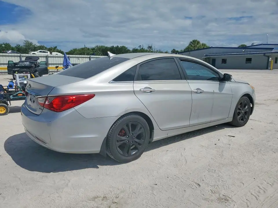 2011 HYUNDAI SONATA LIMITED  