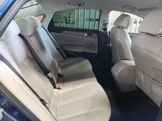 2017 HYUNDAI SONATA SE  