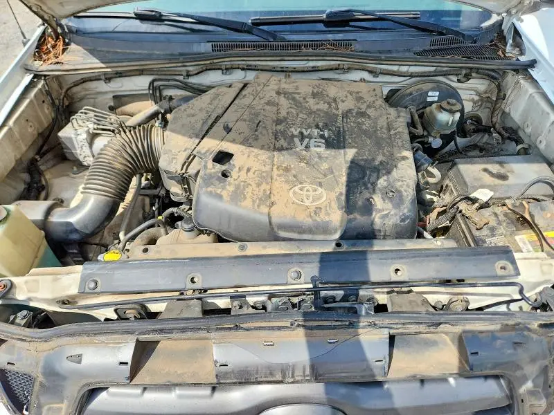 2010 TOYOTA TACOMA   
