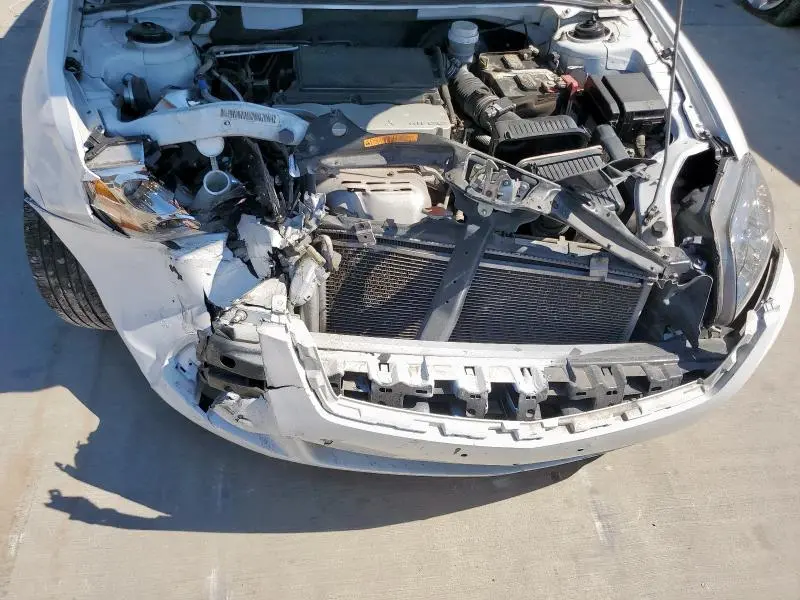 2012 MITSUBISHI GALANT ES  