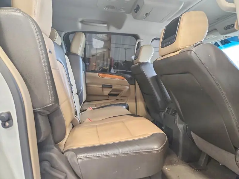 2014 NISSAN ARMADA SV  