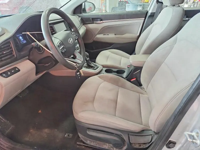 2020 HYUNDAI ELANTRA SEL  