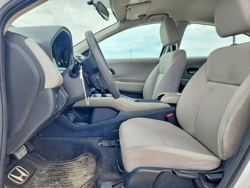 2016 HONDA HR-V LX  
