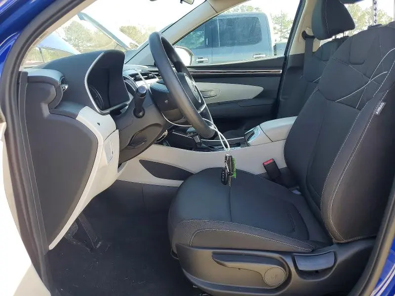 2024 HYUNDAI TUCSON SE  
