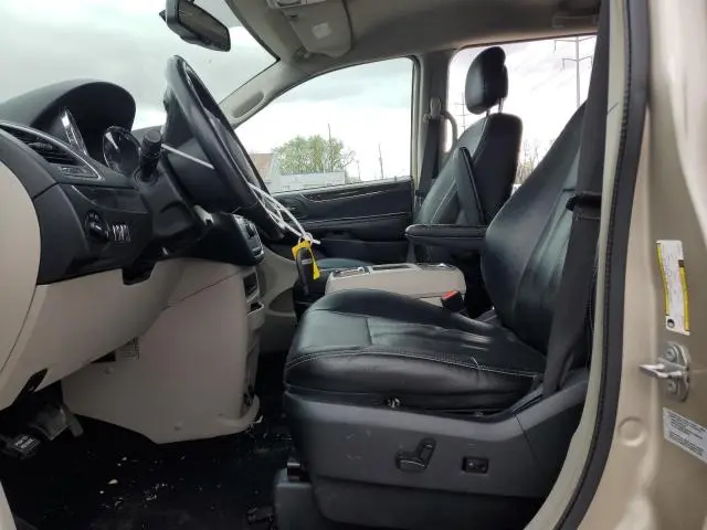 2016 CHRYSLER TOWN & COUNTRY TOURING  