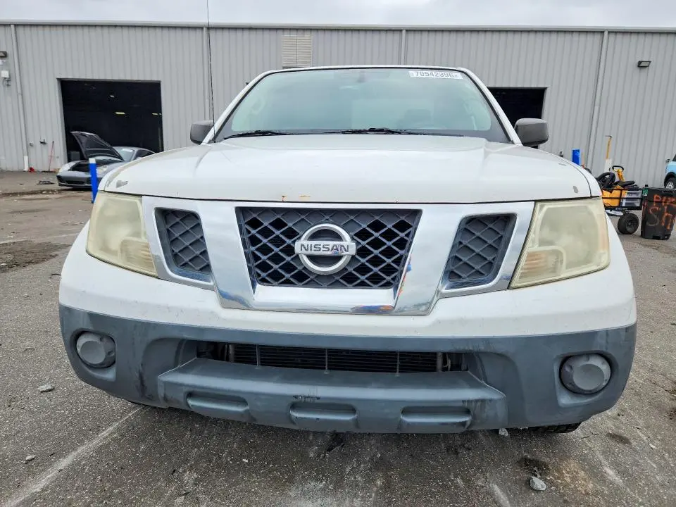 2012 NISSAN FRONTIER S  