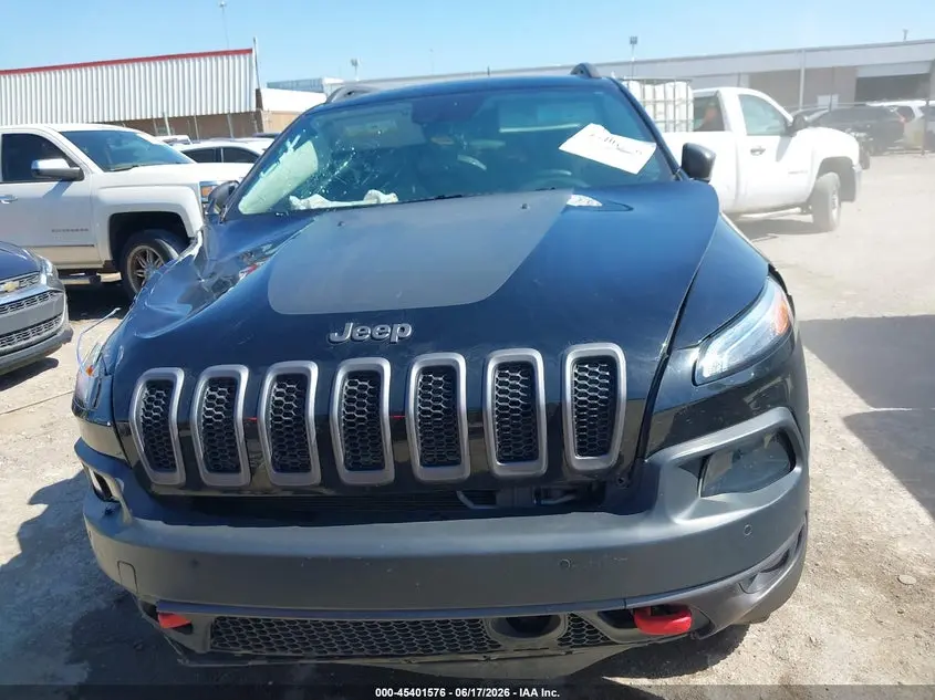 2018 JEEP CHEROKEE TRAILHAWK 4X4