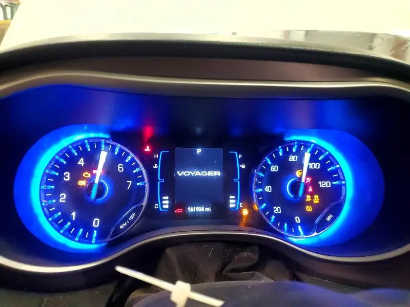 2020 CHRYSLER VOYAGER LXI  