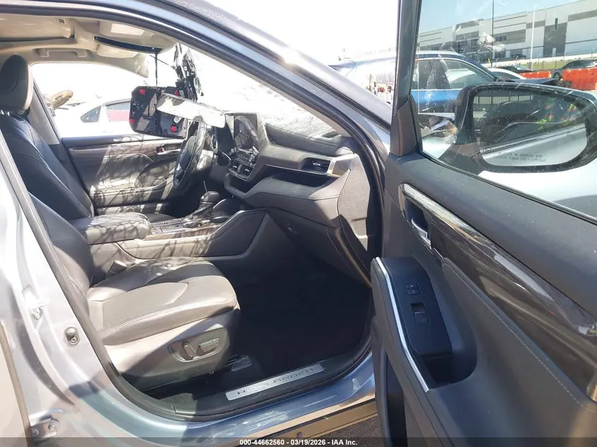 2022 TOYOTA HIGHLANDER HYBRID LIMITED