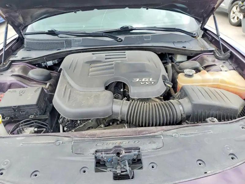 2020 DODGE CHARGER SXT  