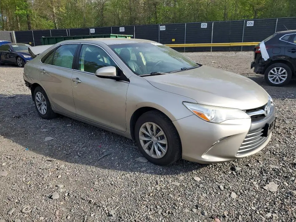 2017 TOYOTA CAMRY LE  