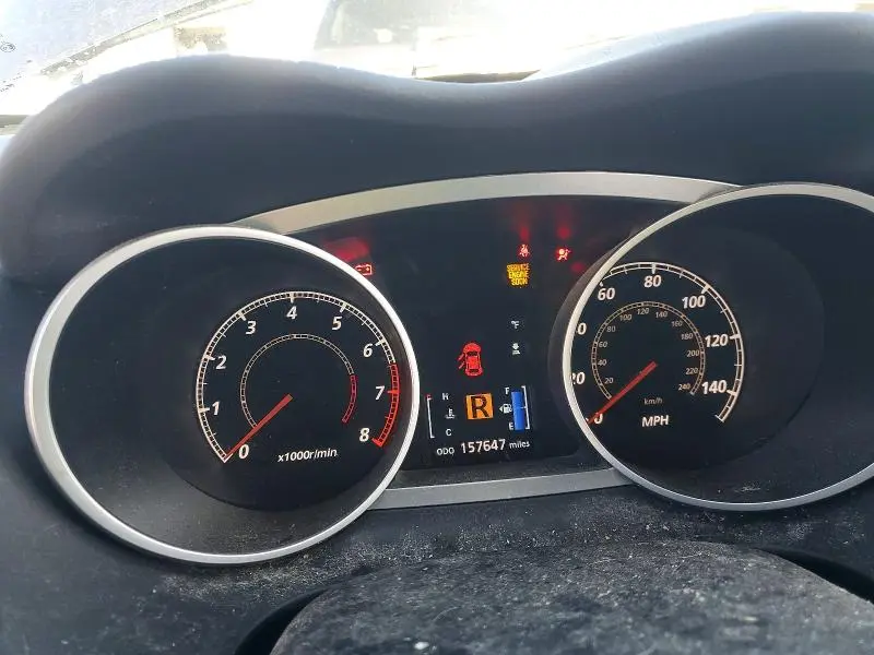 2011 MITSUBISHI OUTLANDER SE  