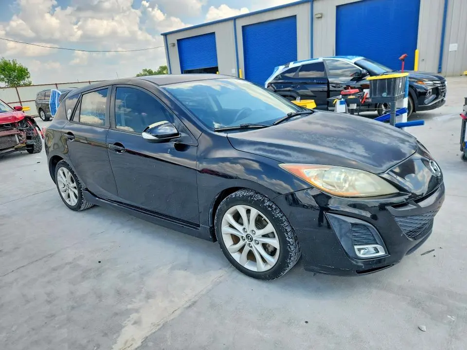 2010 MAZDA 3 S  