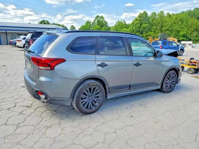 2020 MITSUBISHI OUTLANDER SE  